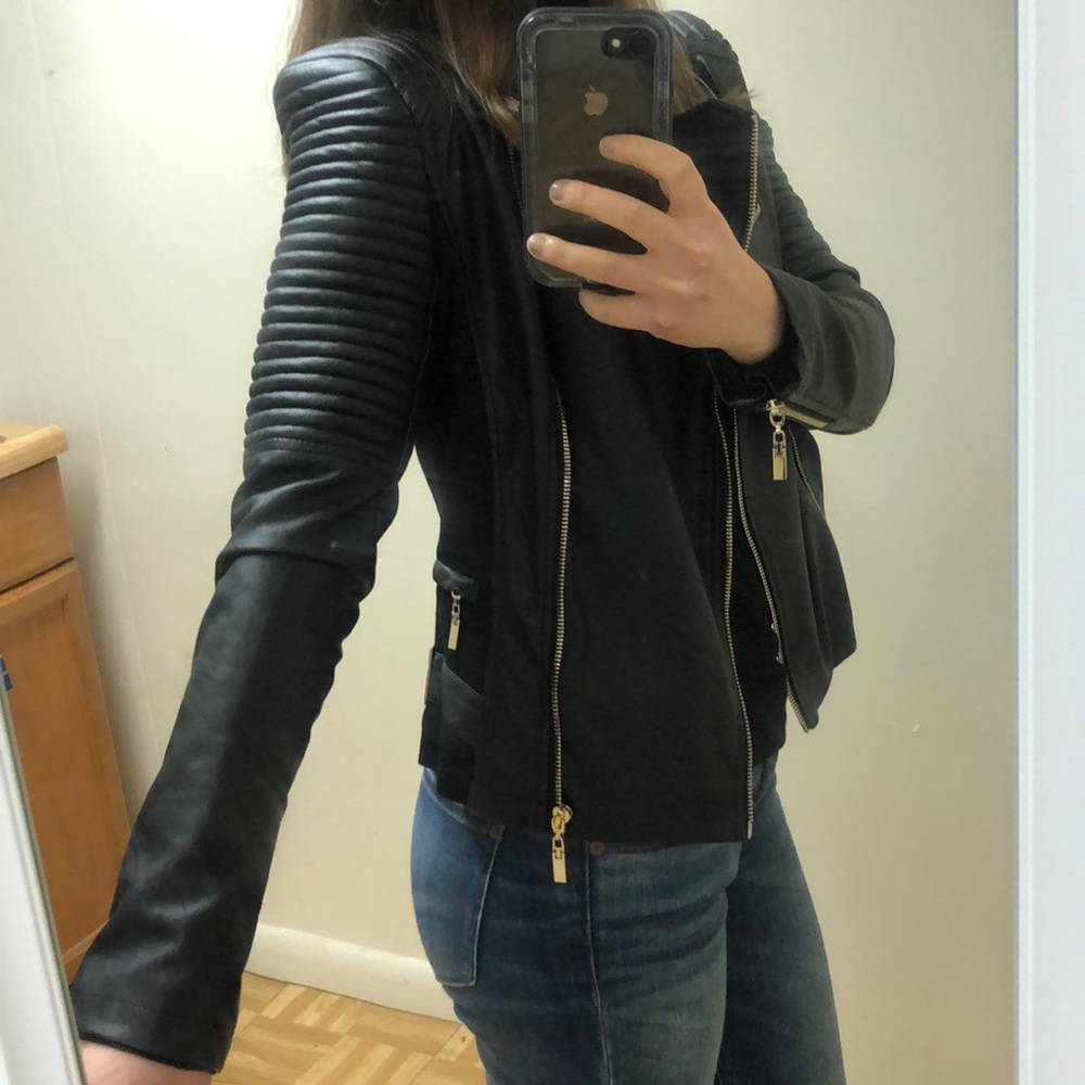 BRAND NEW LEATHER JACKET ✨ - Picture 2 of 3